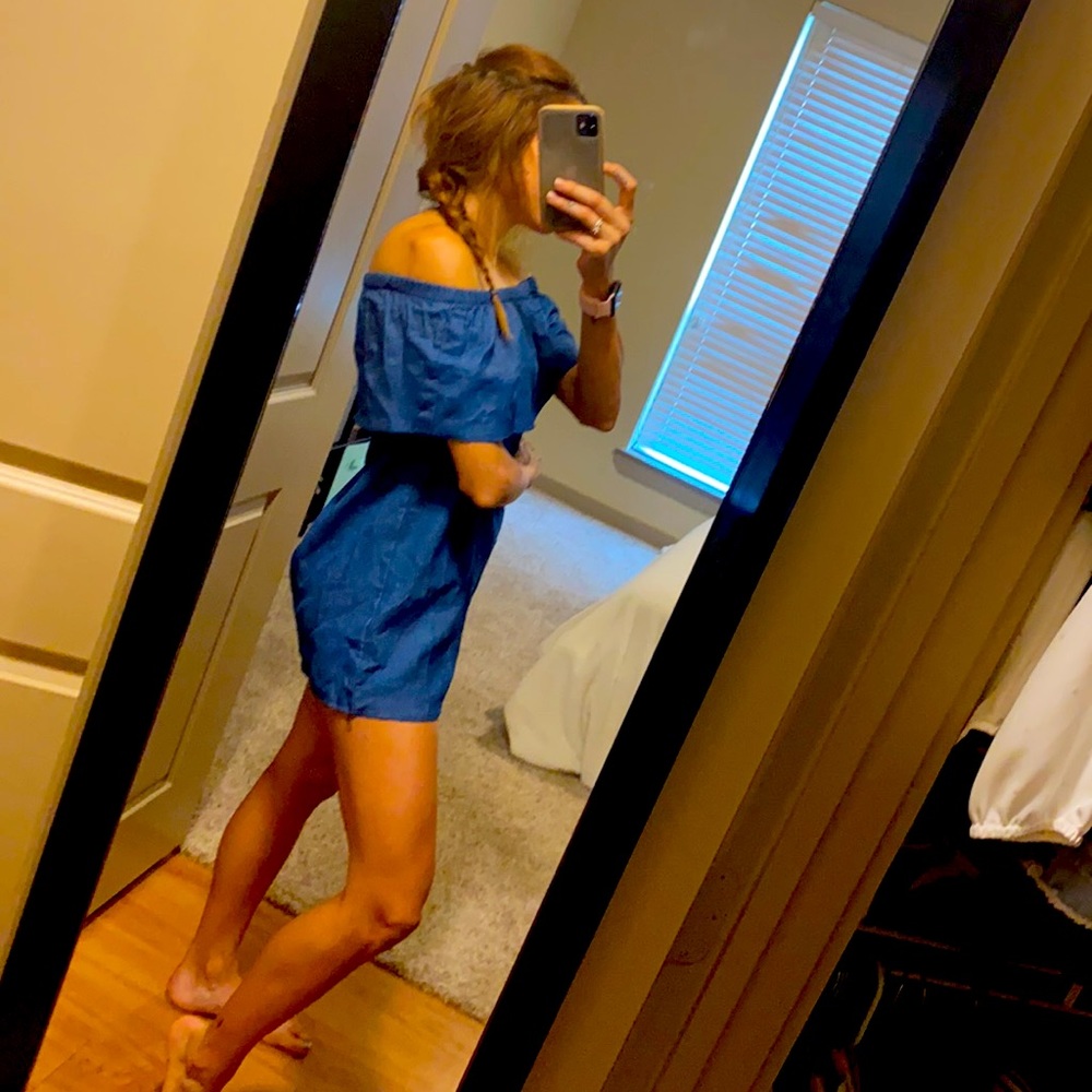 Jean loose dress with a ruffle on the chest SizeS